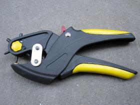 PINZA FUSTELLATRICE FUSTELLA FORA BUCA CINTURA BORSA TESTA ROTANTE PROFES.