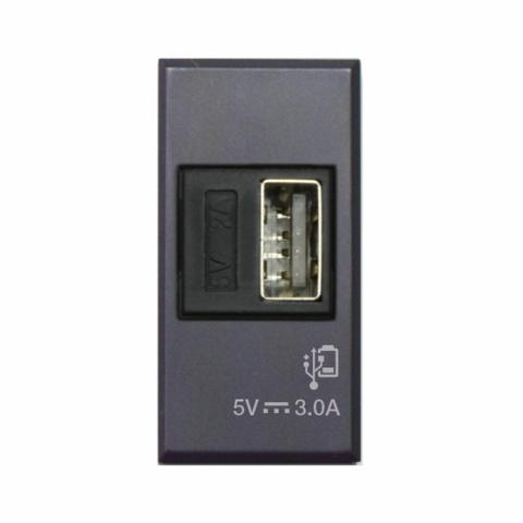 CARICATORE USB UNIVERS. 3A TEKLA 1M 445082USB3A