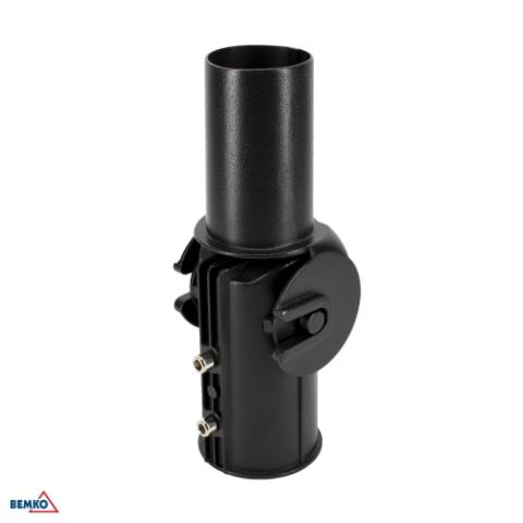 STAFFA REGOLABILE  DI ILLUMINAZIONE CON STAFFA DA 60 mm SU PALO NERO DA 60 mm