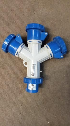 FAEG Multipresa industriale 230V IP67 - 3 prese CEE 2P-T 16A