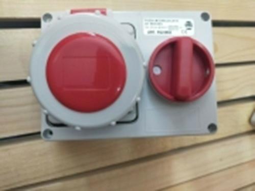 PRESA INTERBLOCCATA ORIZZONTALE 16 A 3P.N IP67