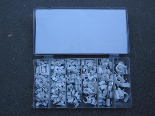 ASSORTIMENTO KIT SET 240 P FERMACAVO BLOCCACAVO PORTACAVO PORTA CAVO ELETTRICO