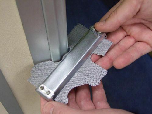 CALIBRO PER PROFILI IN ACCIAIO PIATRELLE CON PERNI IN ACCIAIO FAI DA TE